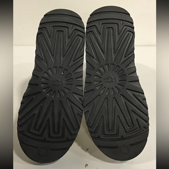 Women’s UGG Clear Mini Boot Cream Size 7M - Picture 5 of 7